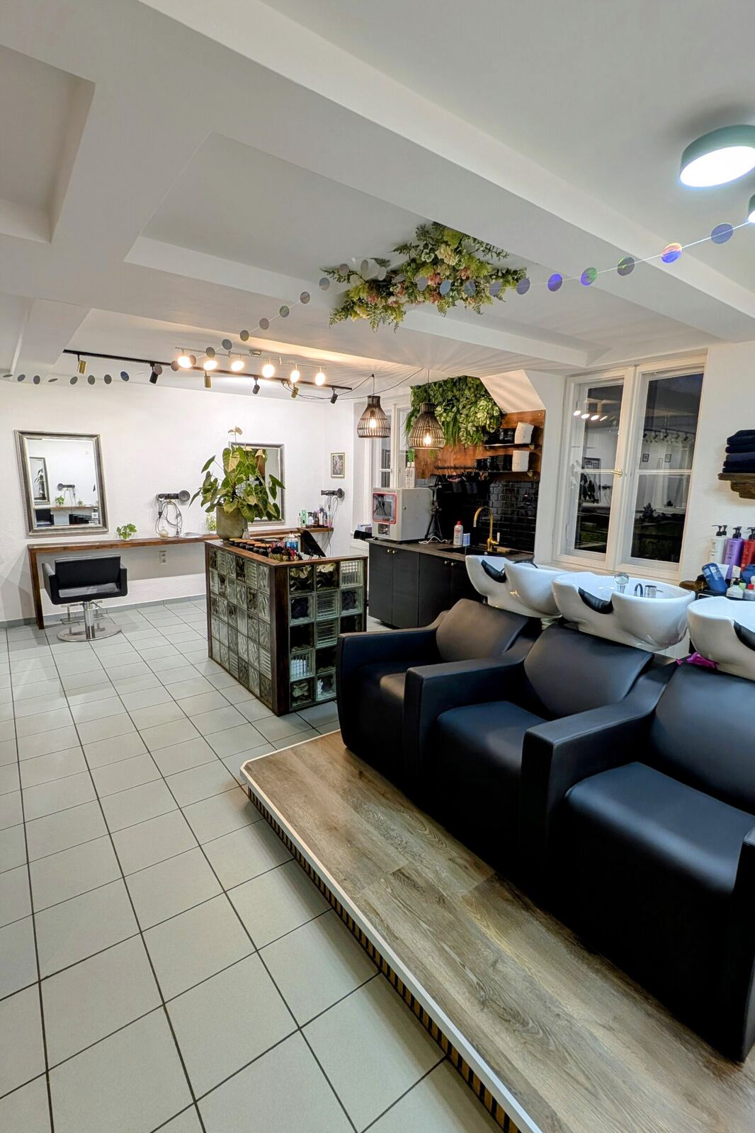 Salon Detail